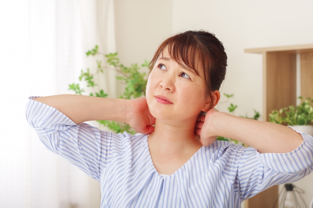 寝違え